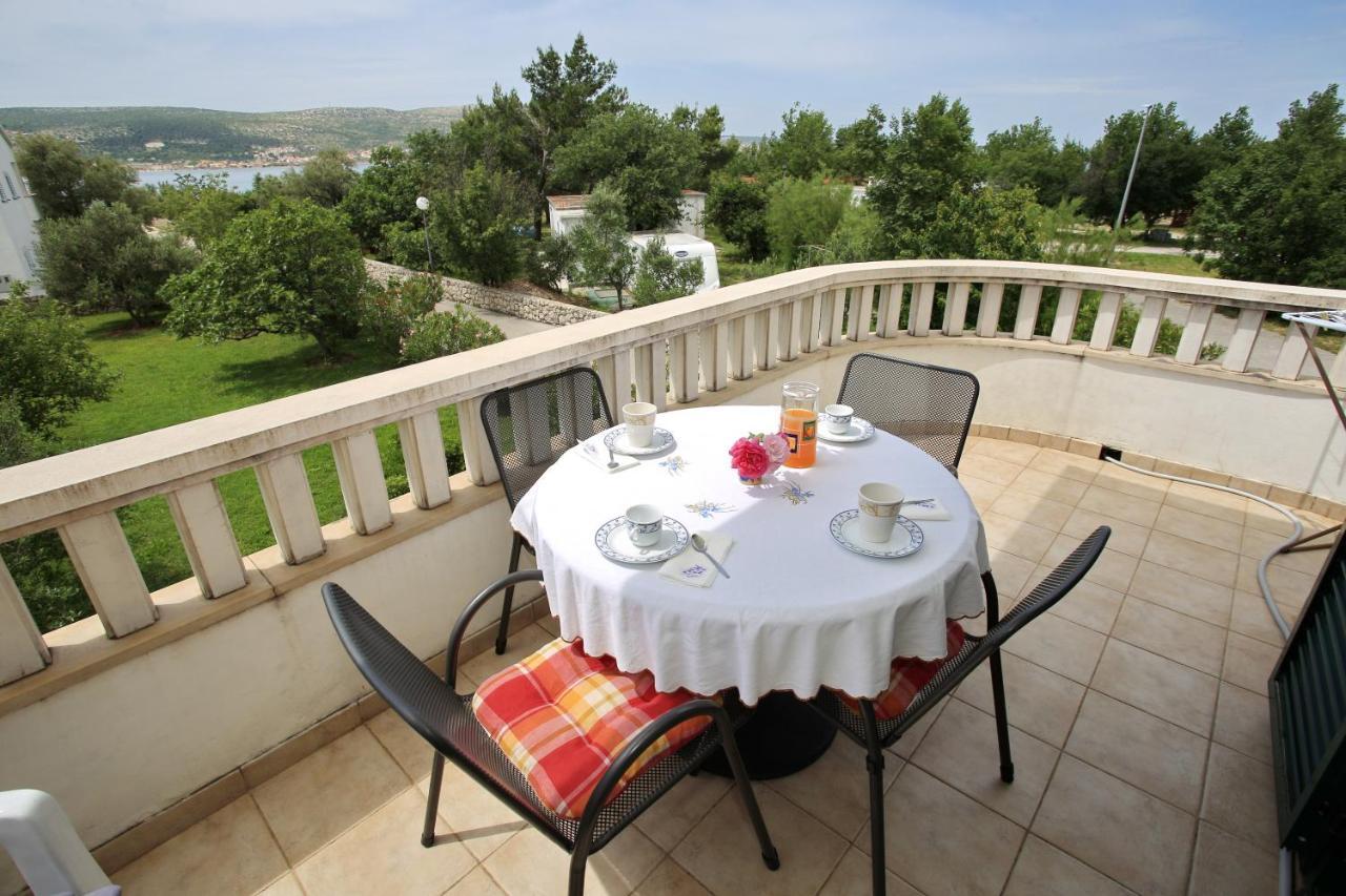 Apartments Vila Ana Seline Luaran gambar