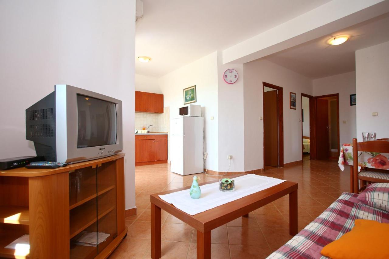 Apartments Vila Ana Seline Luaran gambar
