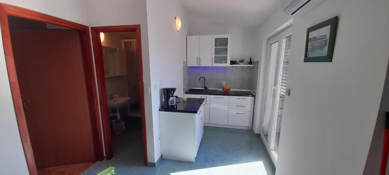 Apartments Vila Ana Seline Luaran gambar