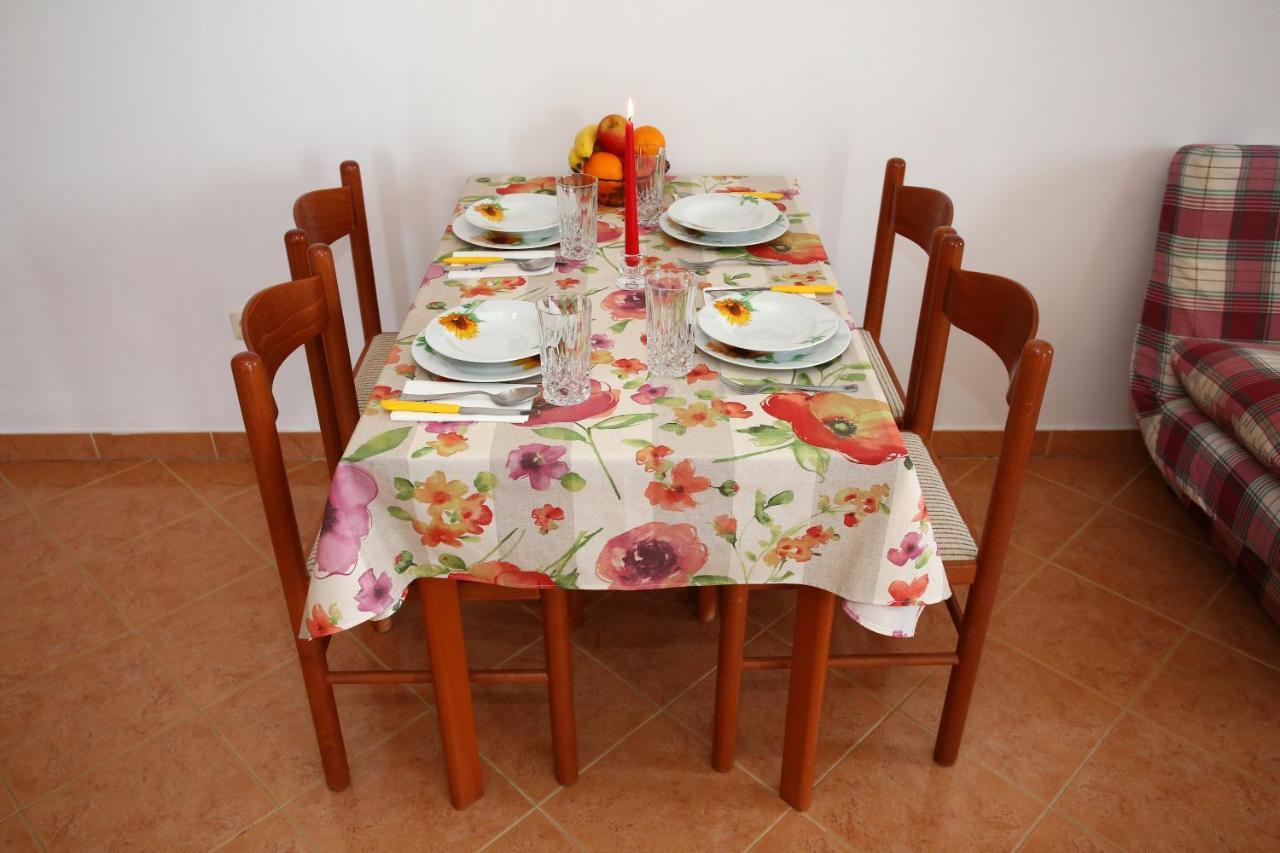 Apartments Vila Ana Seline Luaran gambar