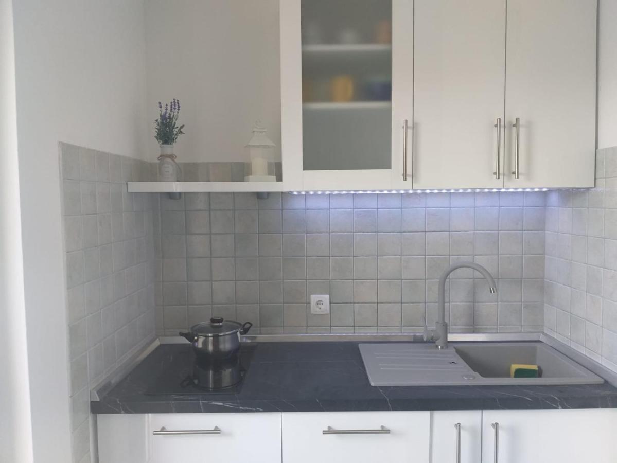 Apartments Vila Ana Seline Luaran gambar